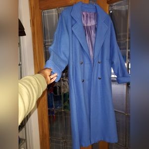 Long virgin wool pea coat